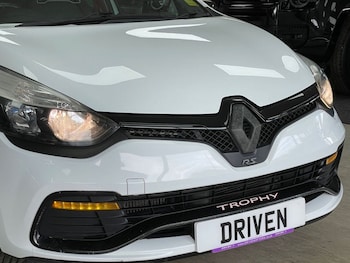 Used Renault Clio 2015 for sale - 78671852: Photo