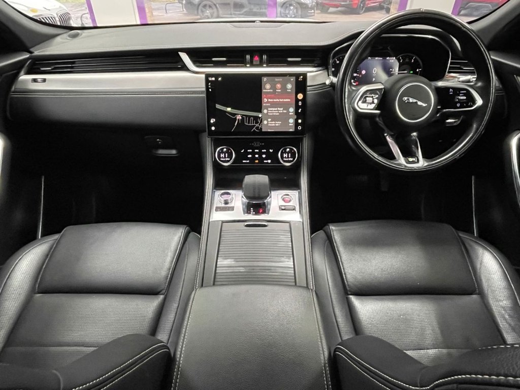 Used Jaguar F-Pace 2021 for sale - 77451593: Photo 2