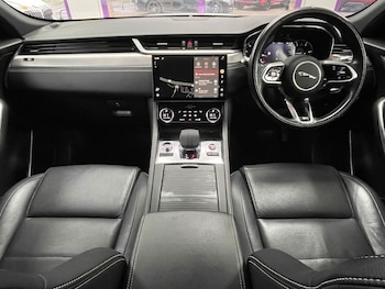 Used Jaguar F-Pace 2021 for sale - 77451593: Photo