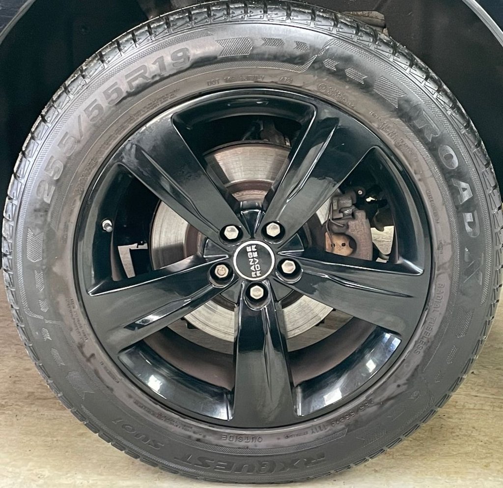 Used Land Rover Range Rover Velar 2019 for sale - 76840975: Photo 15