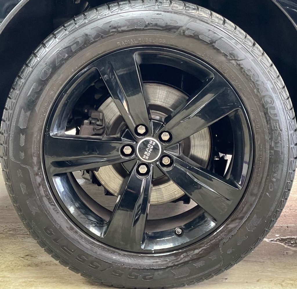 Used Land Rover Range Rover Velar 2019 for sale - 76840975: Photo 16