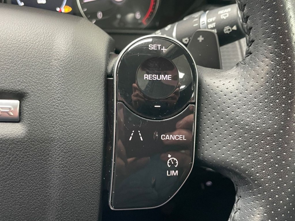 Used Land Rover Range Rover Velar 2019 for sale - 76840975: Photo 37