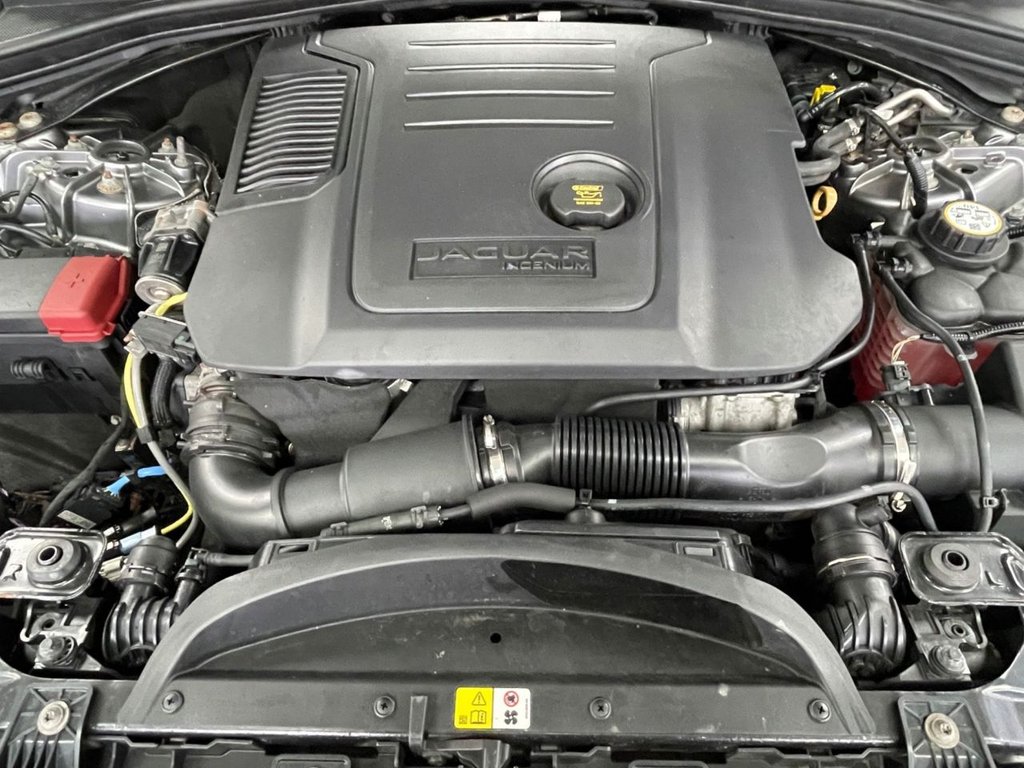 Used Jaguar F-Pace 2021 for sale - 77301898: Photo 18