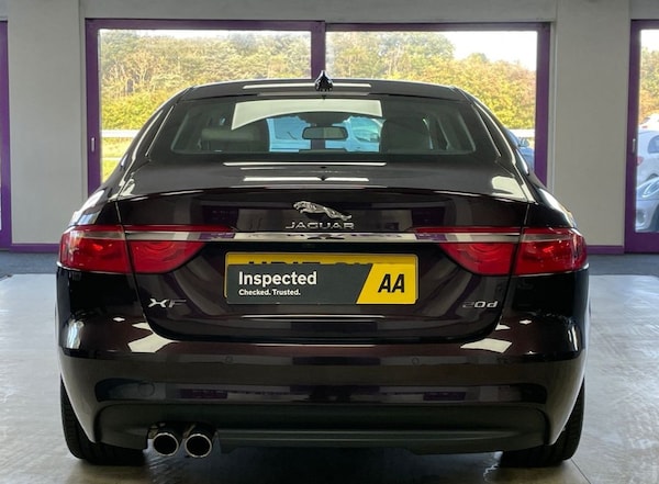 Used Jaguar XF 2017 for sale - 76039533: Photo 10