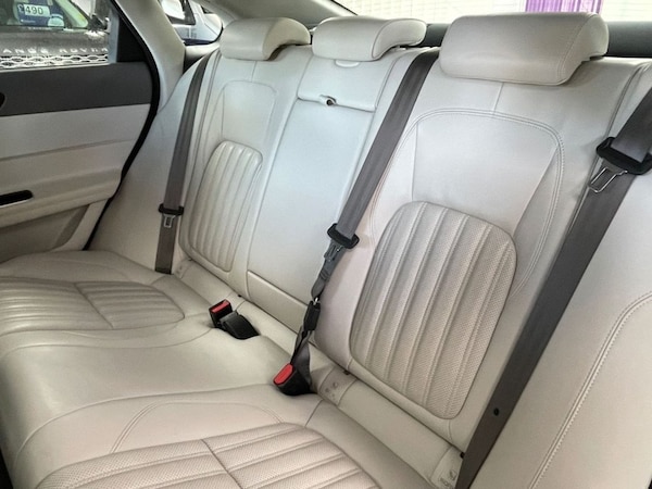 Used Jaguar XF 2017 for sale - 76039533: Photo 29