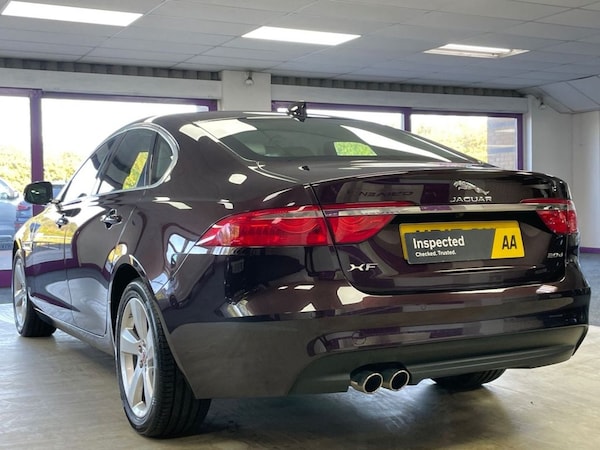 Used Jaguar XF 2017 for sale - 76039533: Photo 9