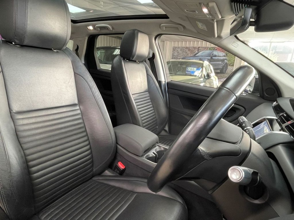 Used Land Rover Discovery Sport 2021 for sale - 78044031: Photo 24
