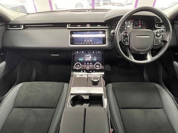 Used Land Rover Range Rover Velar 2018 for sale - 79072176: Photo