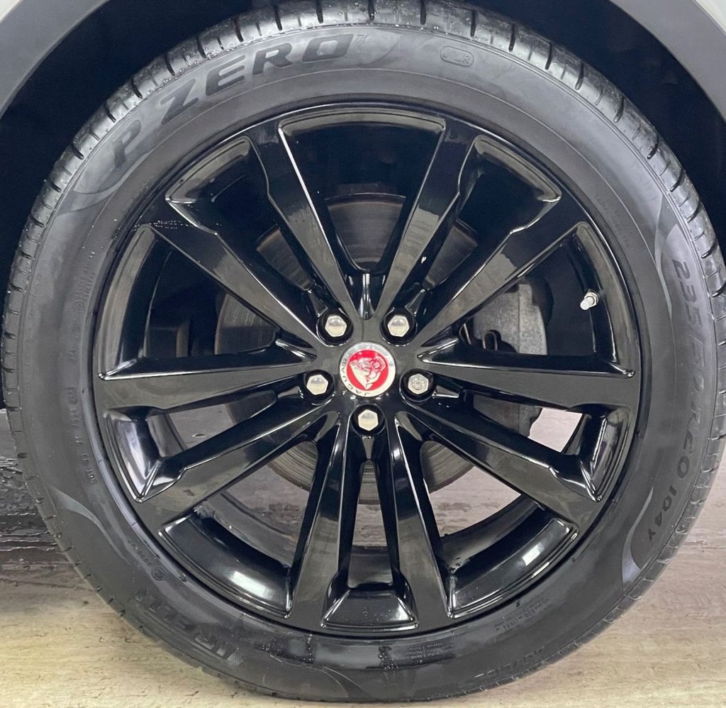 Used Jaguar E-Pace 2019 for sale - 76642211: Photo 14