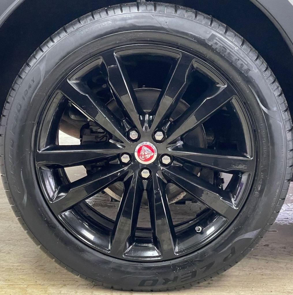 Used Jaguar E-Pace 2019 for sale - 76642211: Photo 15