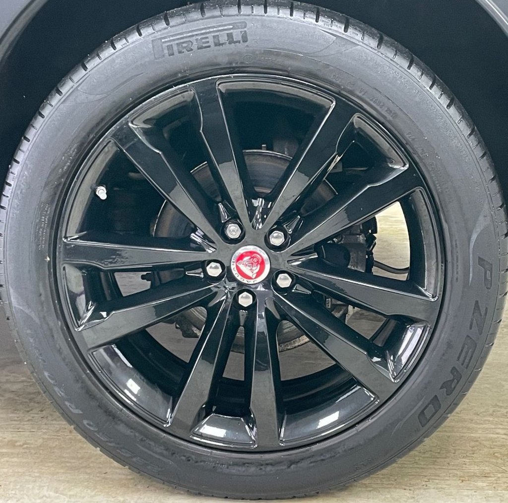 Used Jaguar E-Pace 2019 for sale - 76642211: Photo 17