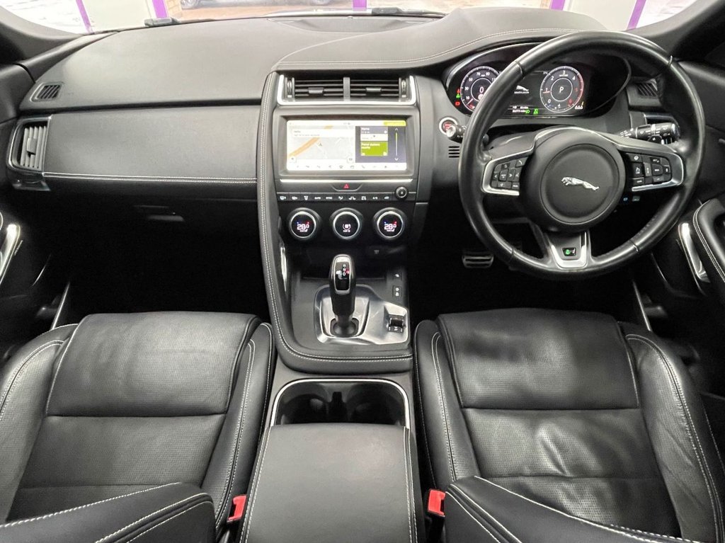 Used Jaguar E-Pace 2019 for sale - 76642211: Photo 2