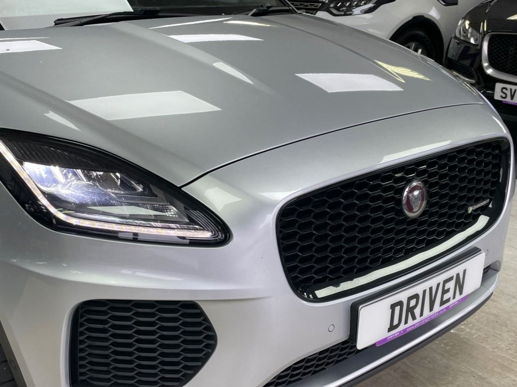 Used Jaguar E-Pace 2019 for sale - 76642211: Photo 4