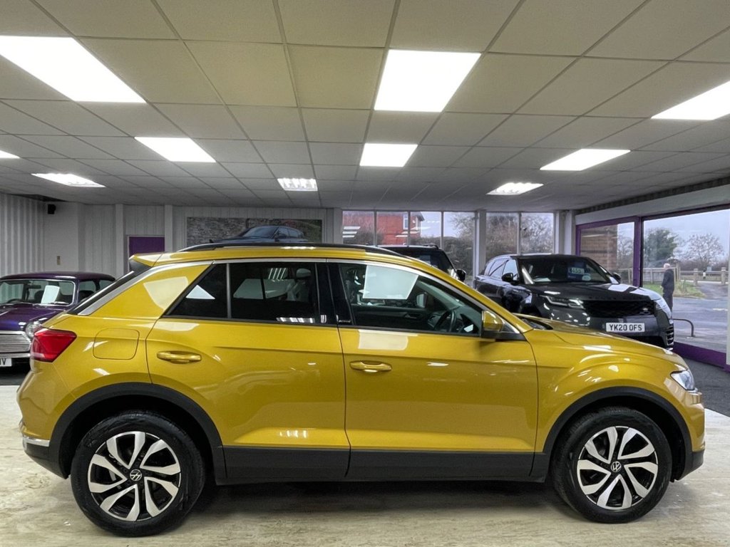 Used Volkswagen T-Roc 2021 for sale - 77038039: Photo 12