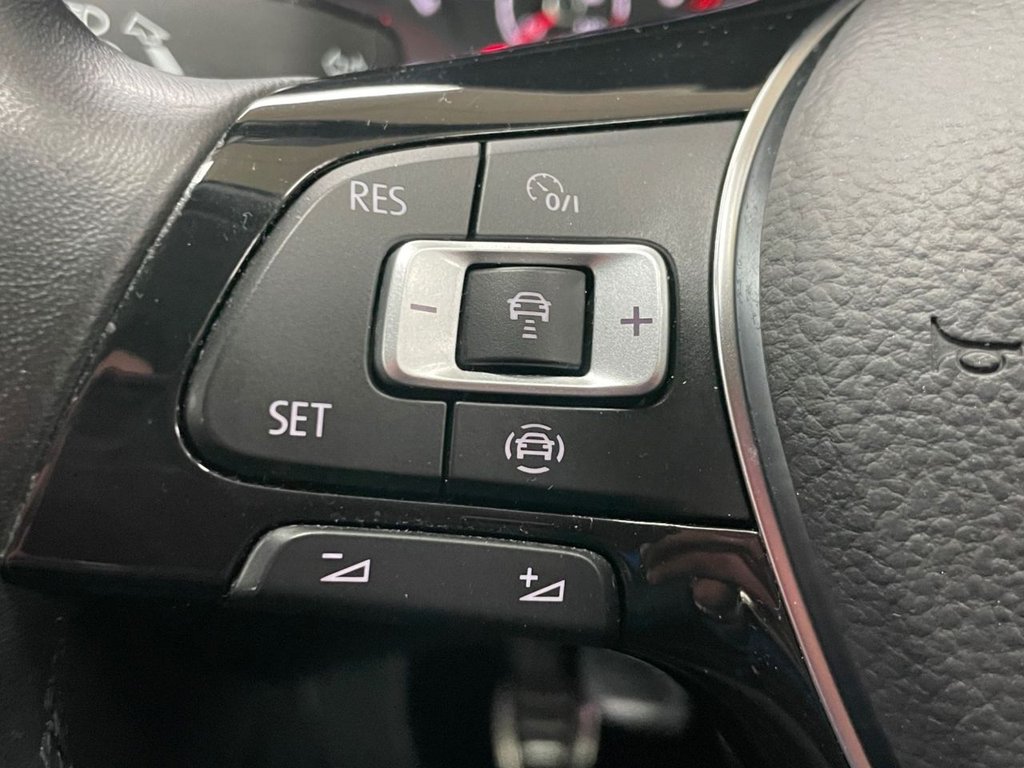 Used Volkswagen T-Roc 2021 for sale - 77038039: Photo 36