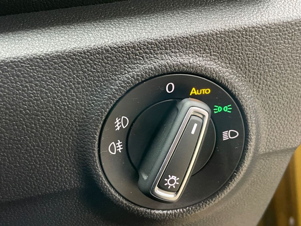 Used Volkswagen T-Roc 2021 for sale - 77038039: Photo 39