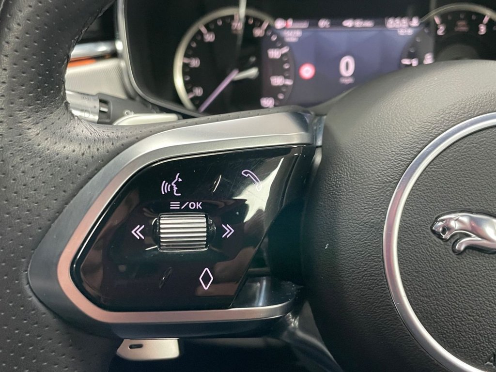 Used Jaguar F-Pace 2022 for sale - 76654779: Photo 36