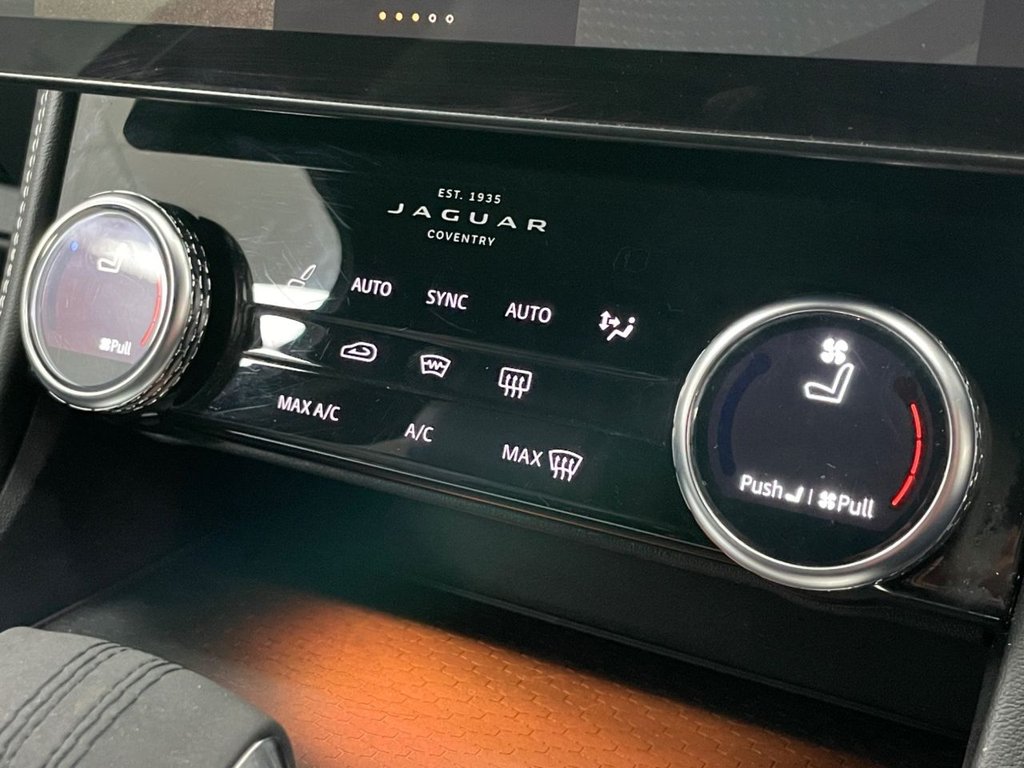 Used Jaguar F-Pace 2022 for sale - 76654779: Photo 39