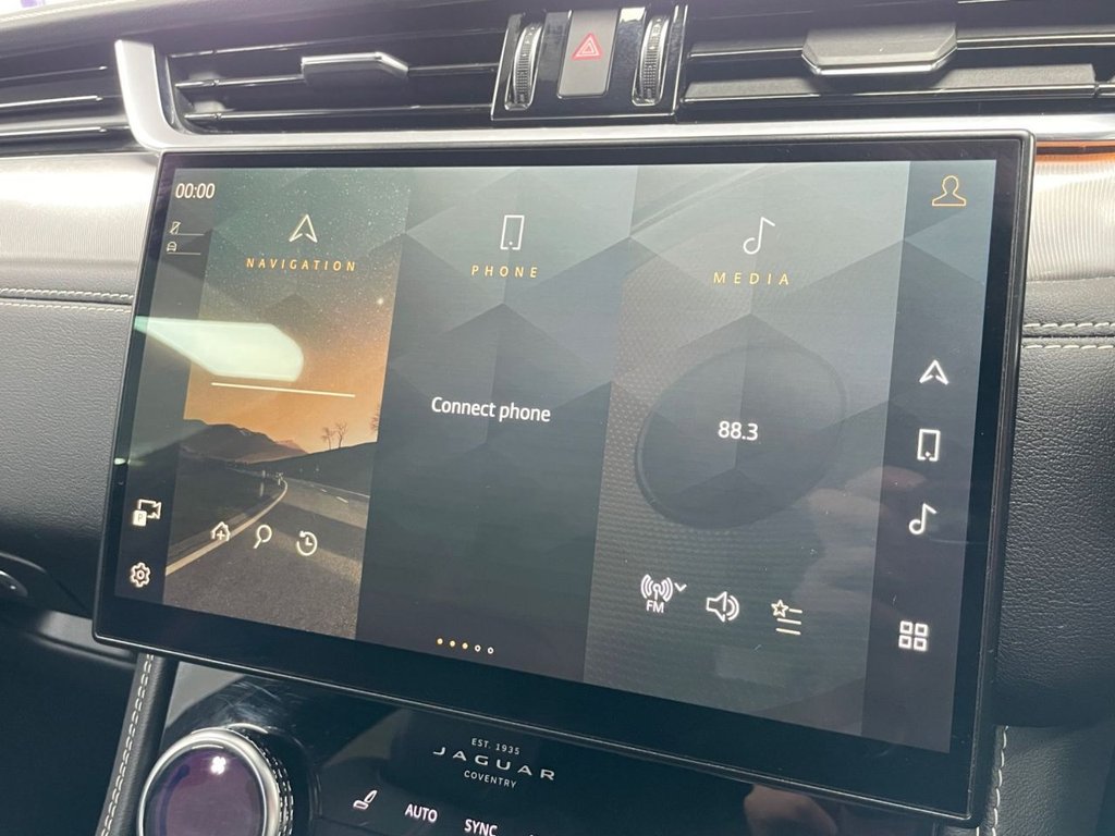 Used Jaguar F-Pace 2022 for sale - 76654779: Photo 41