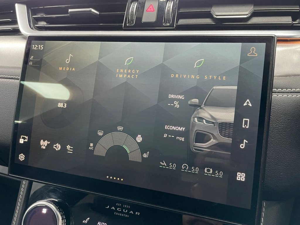 Used Jaguar F-Pace 2022 for sale - 76654779: Photo 43