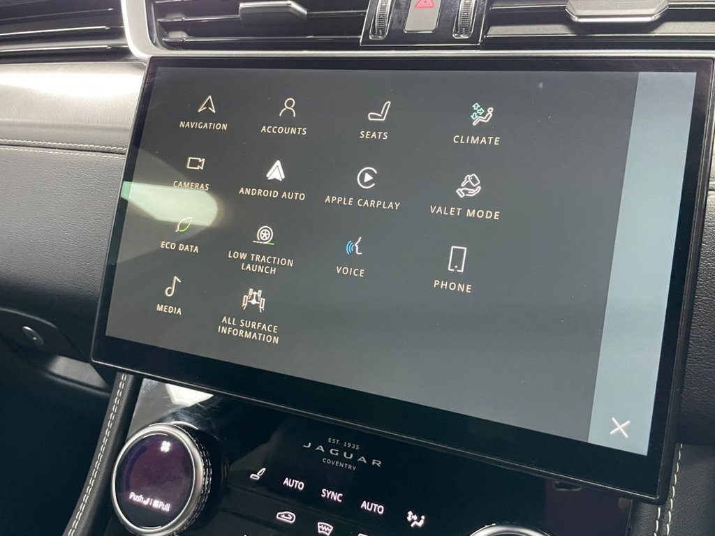 Used Jaguar F-Pace 2022 for sale - 76654779: Photo 44