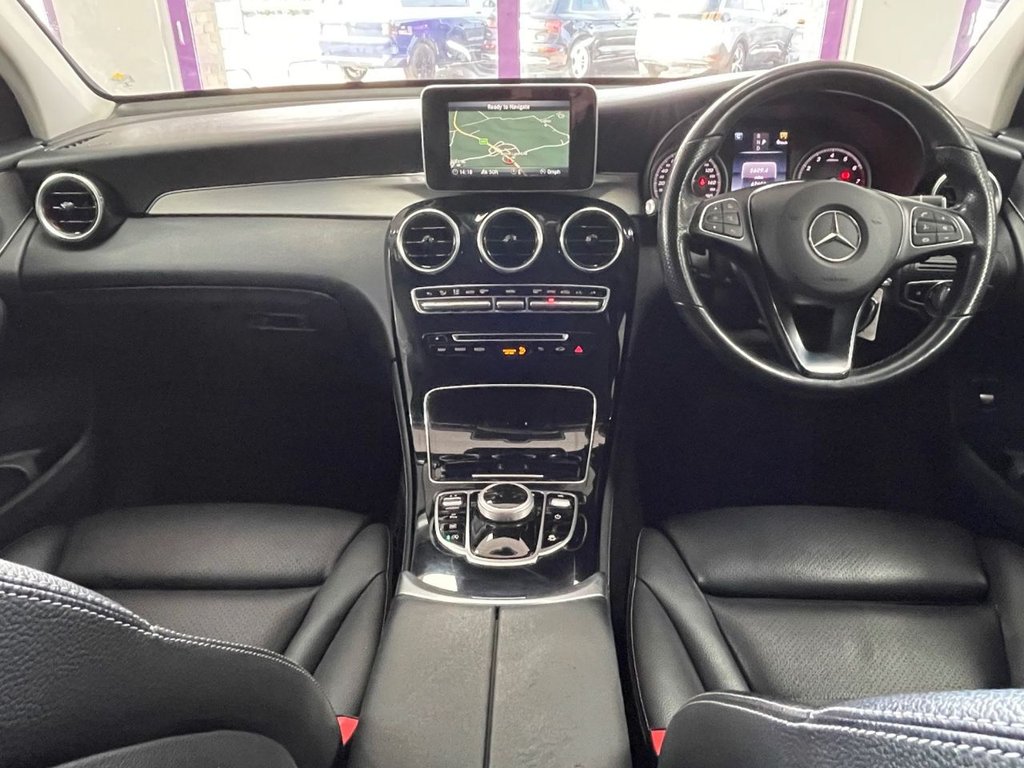 Used Mercedes-Benz GLC 2019 for sale - 78180940: Photo 2