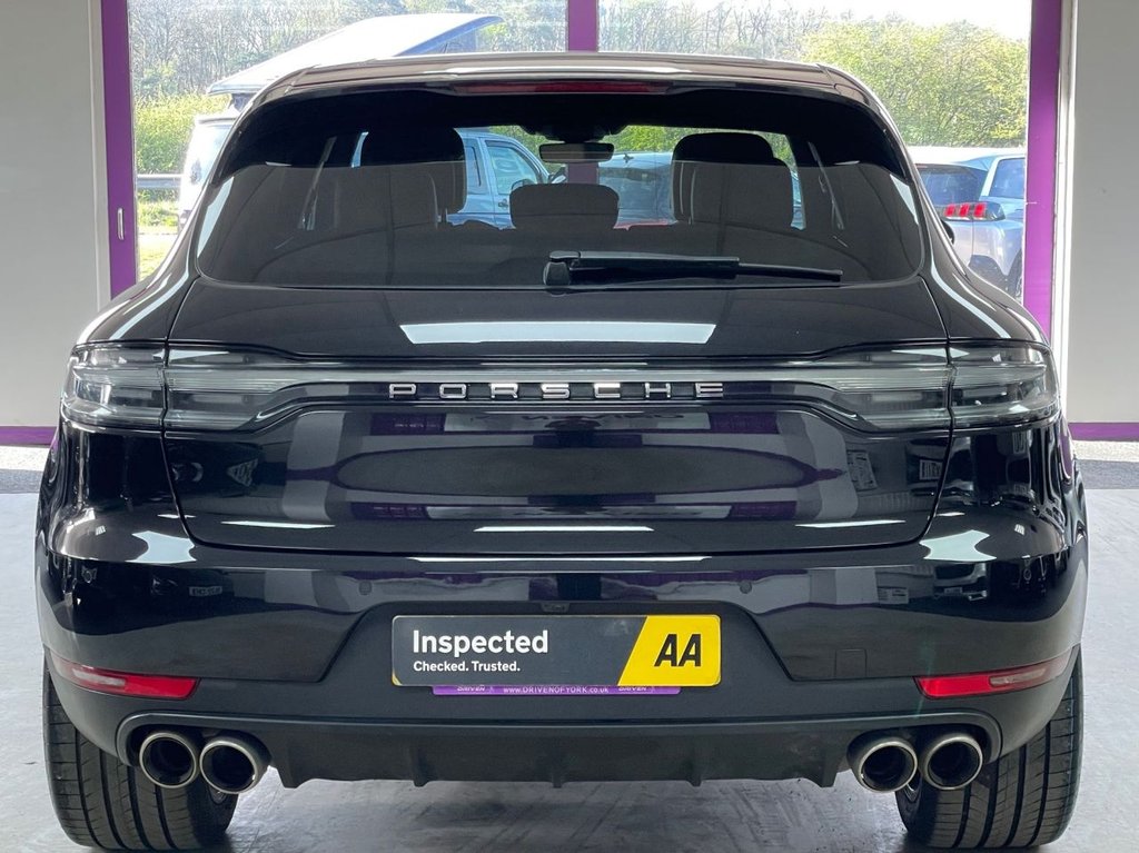 Used Porsche Macan 2021 for sale - 78153784: Photo 12