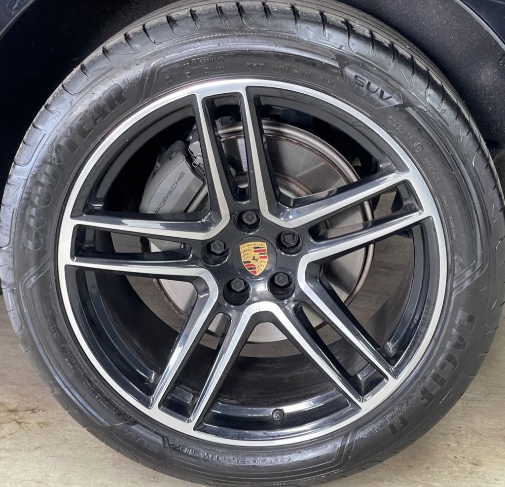 Used Porsche Macan 2021 for sale - 78153784: Photo 17