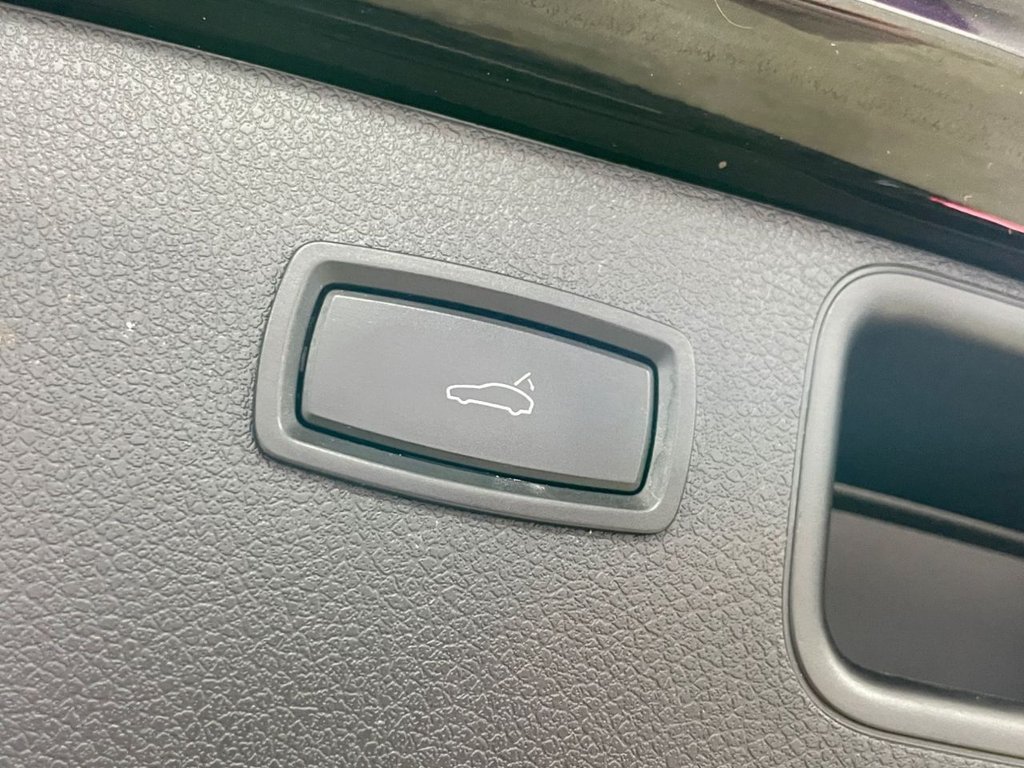 Used Porsche Macan 2021 for sale - 78153784: Photo 23