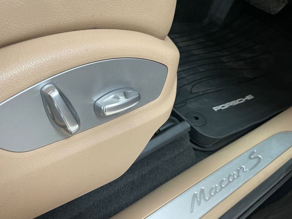 Used Porsche Macan 2021 for sale - 78153784: Photo 31