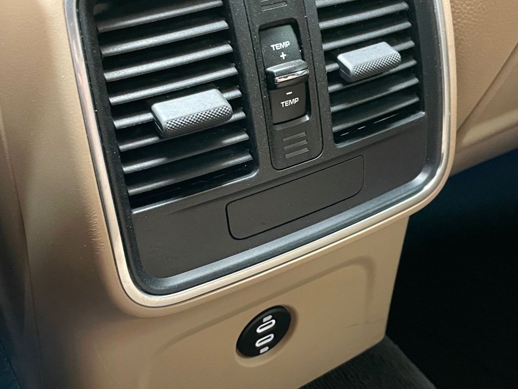 Used Porsche Macan 2021 for sale - 78153784: Photo 34