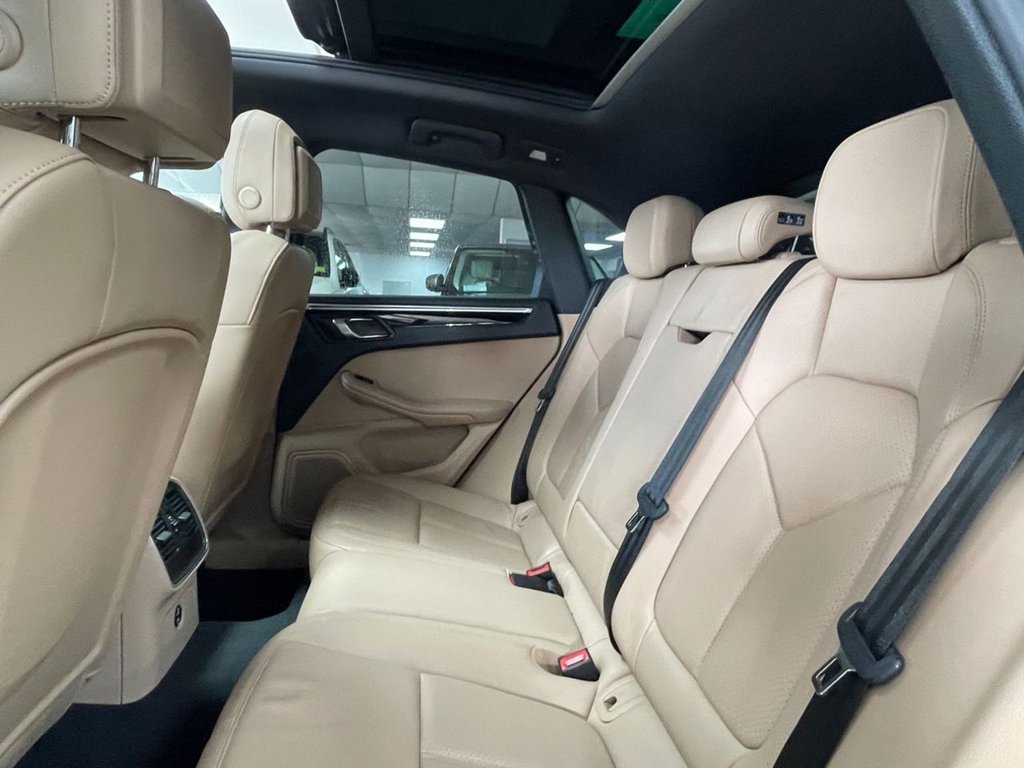 Used Porsche Macan 2021 for sale - 78153784: Photo 36