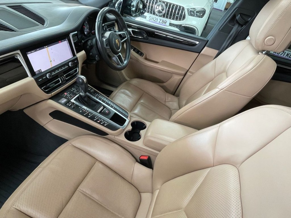 Used Porsche Macan 2021 for sale - 78153784: Photo 37