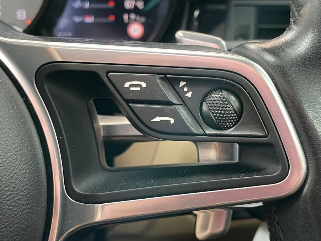 Used Porsche Macan 2021 for sale - 78153784: Photo 42