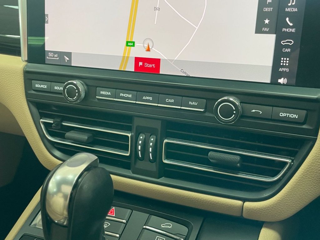 Used Porsche Macan 2021 for sale - 78153784: Photo 50