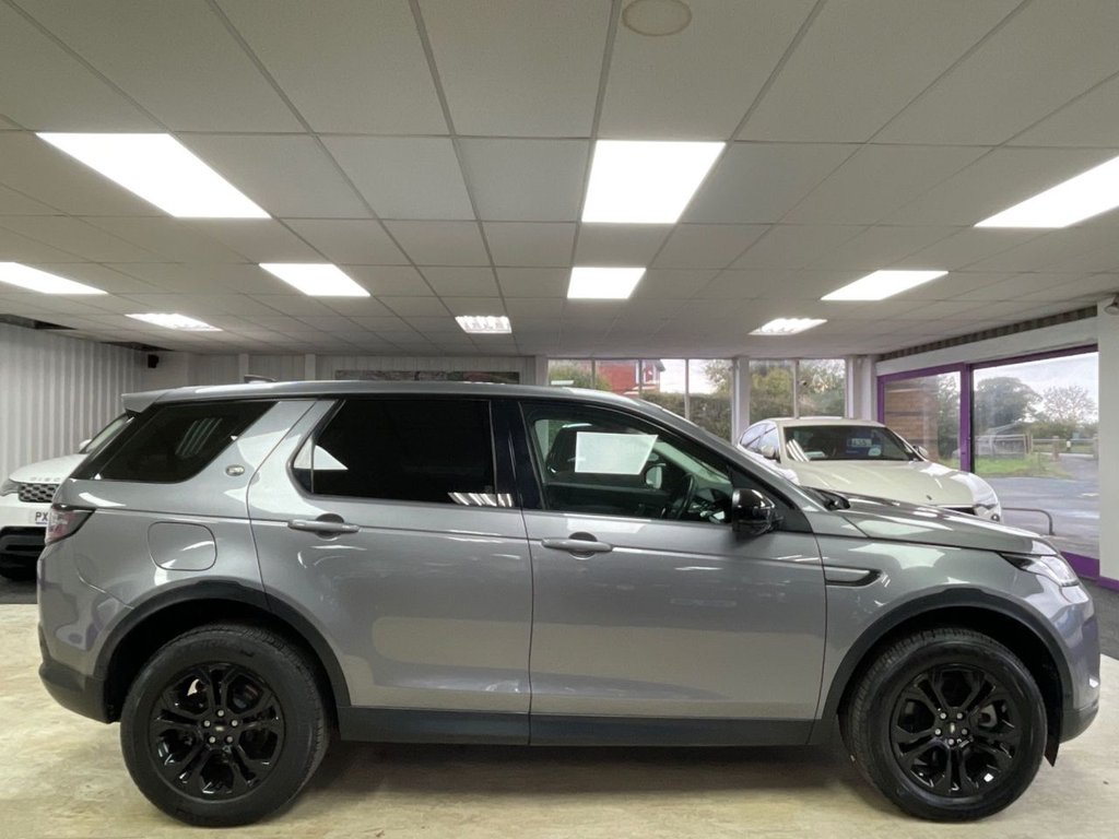 Used Land Rover Discovery Sport 2021 for sale - 76356267: Photo 12