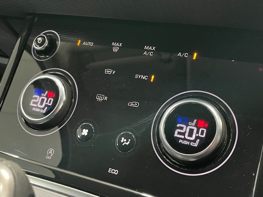 Used Land Rover Range Rover Evoque 2021 for sale - 76642236: Photo 40