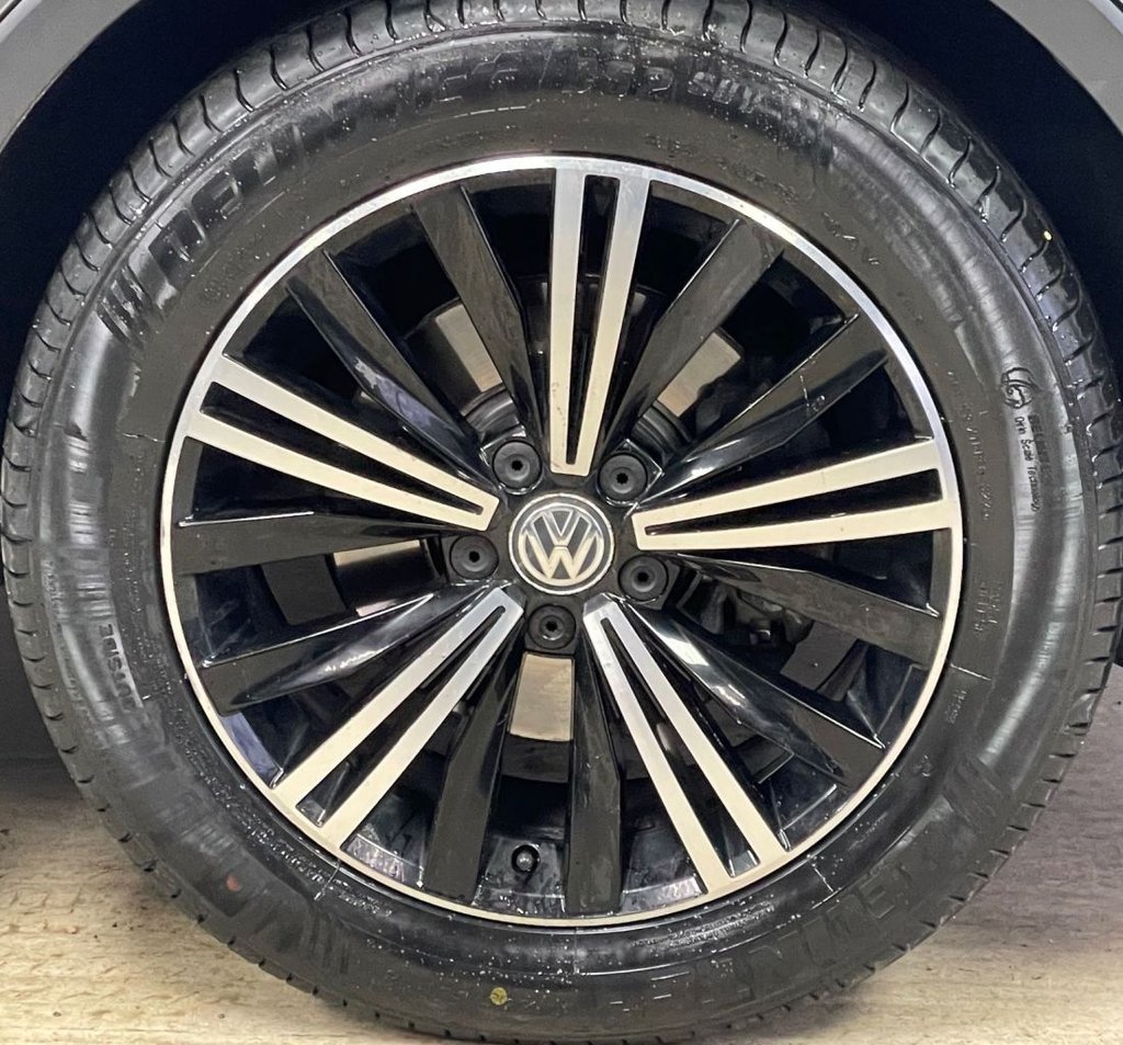 Used Volkswagen Tiguan 2018 for sale - 77383541: Photo 14