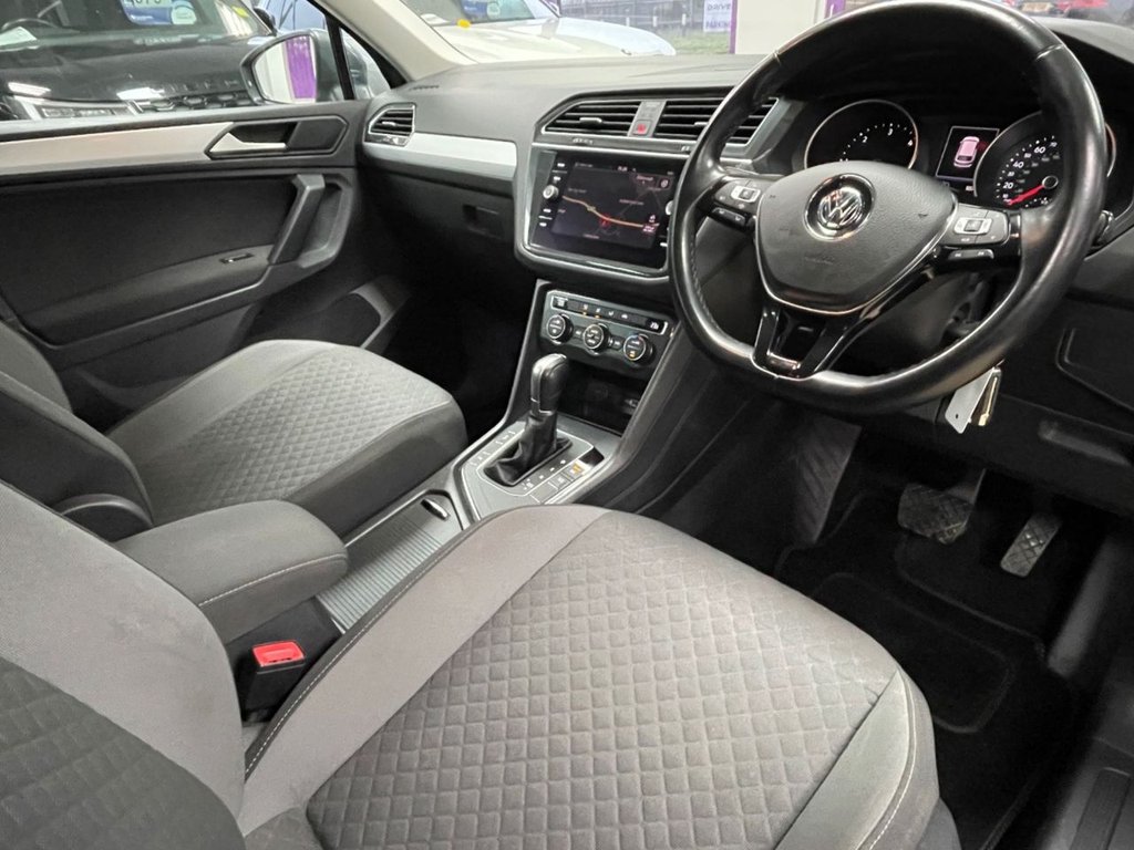 Used Volkswagen Tiguan 2018 for sale - 77383541: Photo 24
