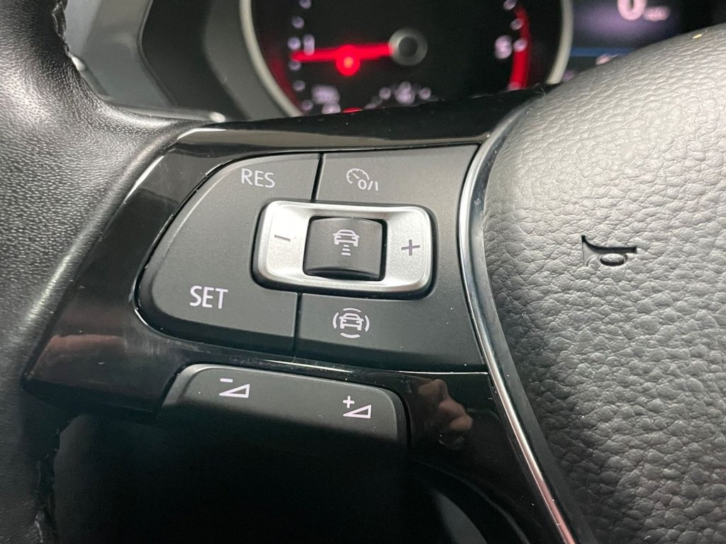 Used Volkswagen Tiguan 2018 for sale - 77383541: Photo 35