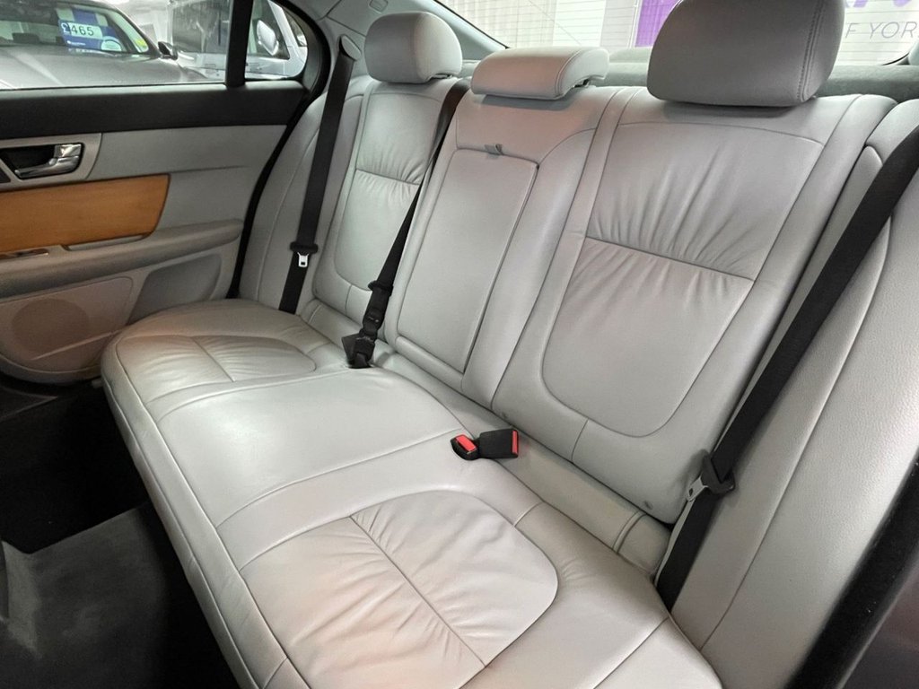 Used Jaguar XF 2009 for sale - 77368916: Photo 29