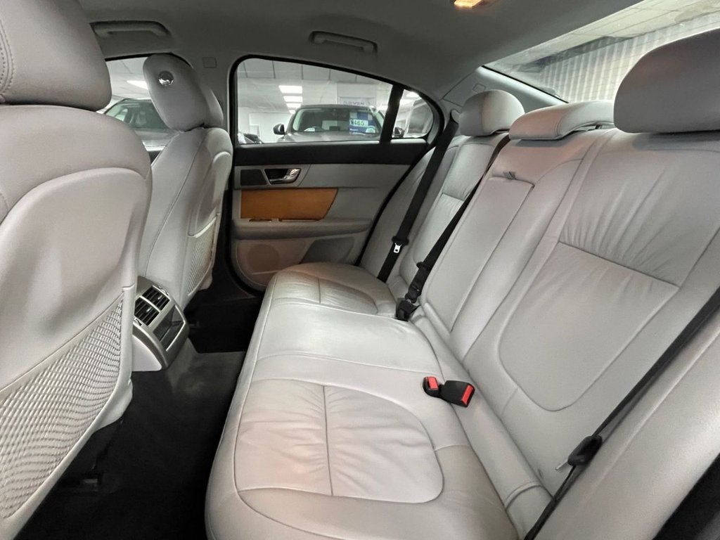 Used Jaguar XF 2009 for sale - 77368916: Photo 30
