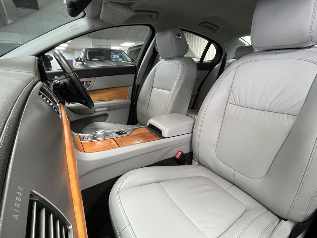 Used Jaguar XF 2009 for sale - 77368916: Photo 33