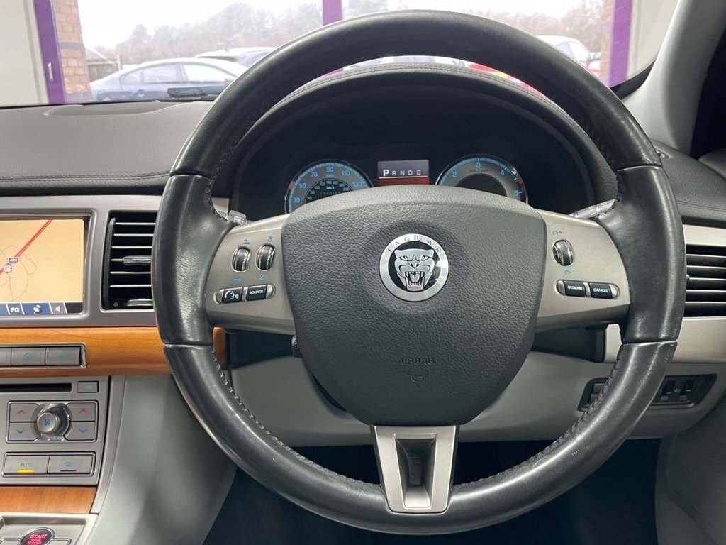 Used Jaguar XF 2009 for sale - 77368916: Photo 35