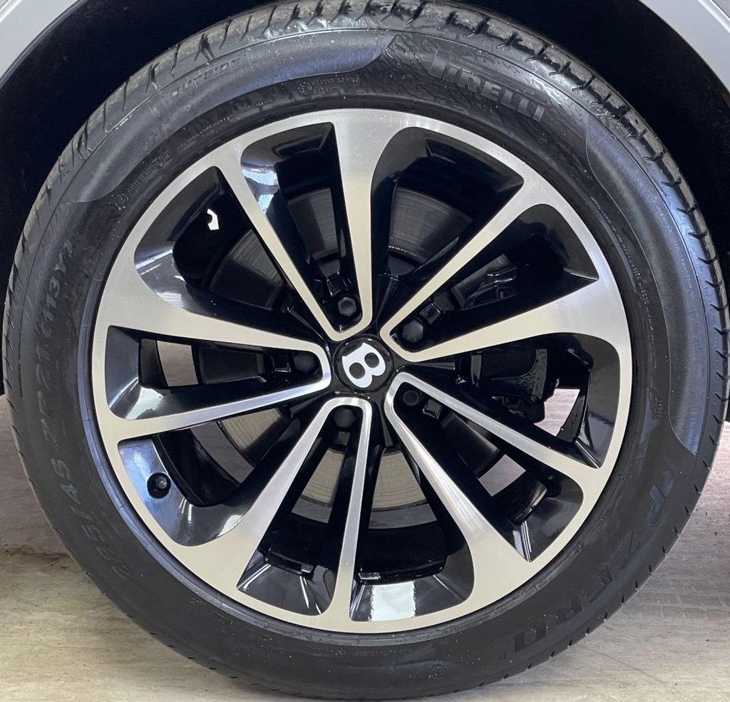 Used Bentley Bentayga 2020 for sale - 78030673: Photo 18