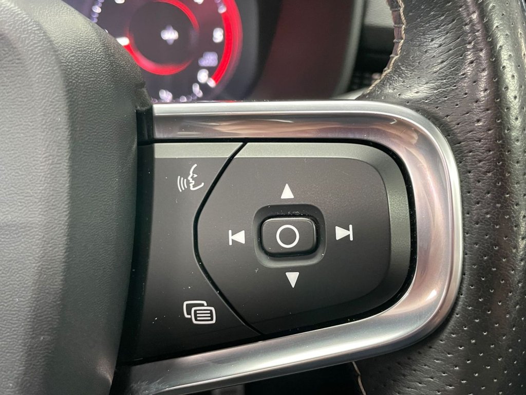 Used Volvo XC40 2019 for sale - 78056654: Photo 37