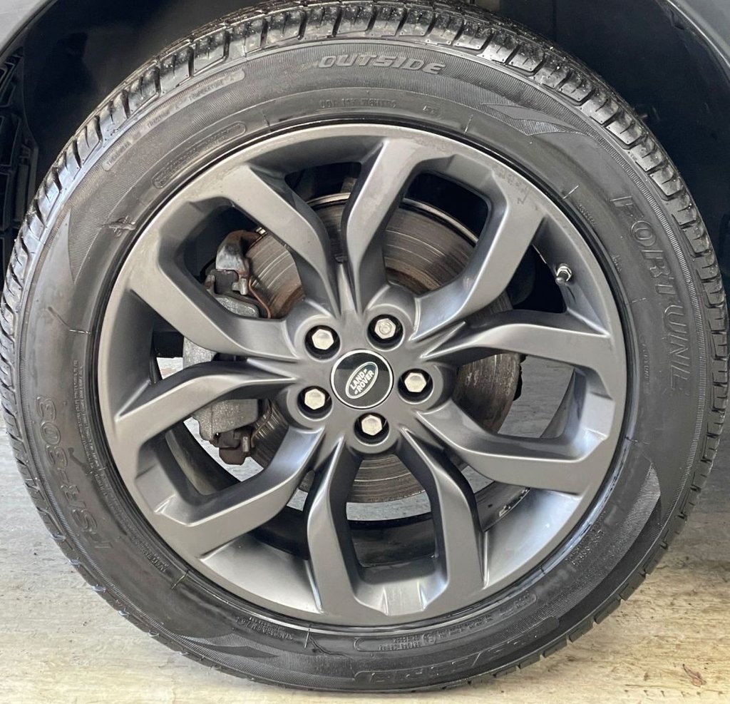 Used Land Rover Discovery Sport 2019 for sale - 76883007: Photo 17