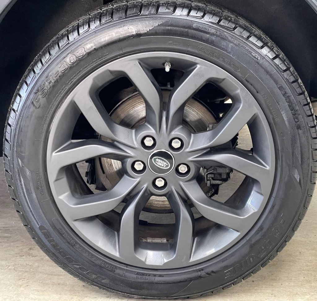 Used Land Rover Discovery Sport 2019 for sale - 76883007: Photo 18