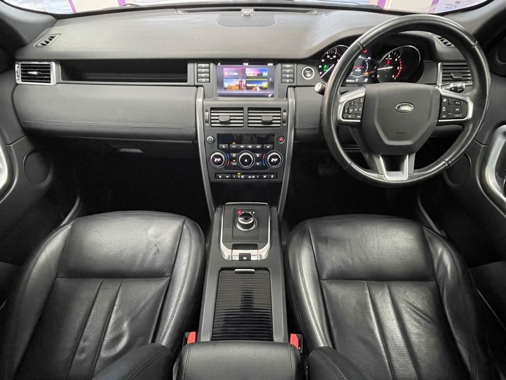 Used Land Rover Discovery Sport 2019 for sale - 76883007: Photo 2