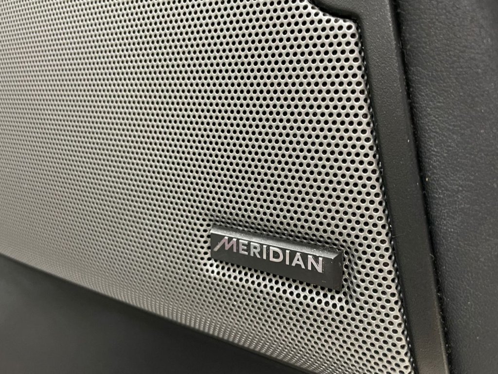 Used Land Rover Discovery 4 2014 for sale - 78096252: Photo 29